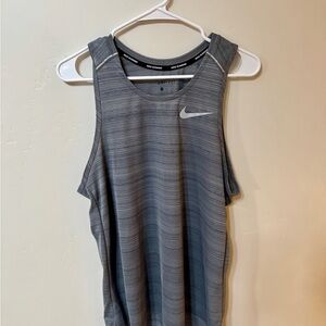 Nike Women's Heathered Gray Tank Top